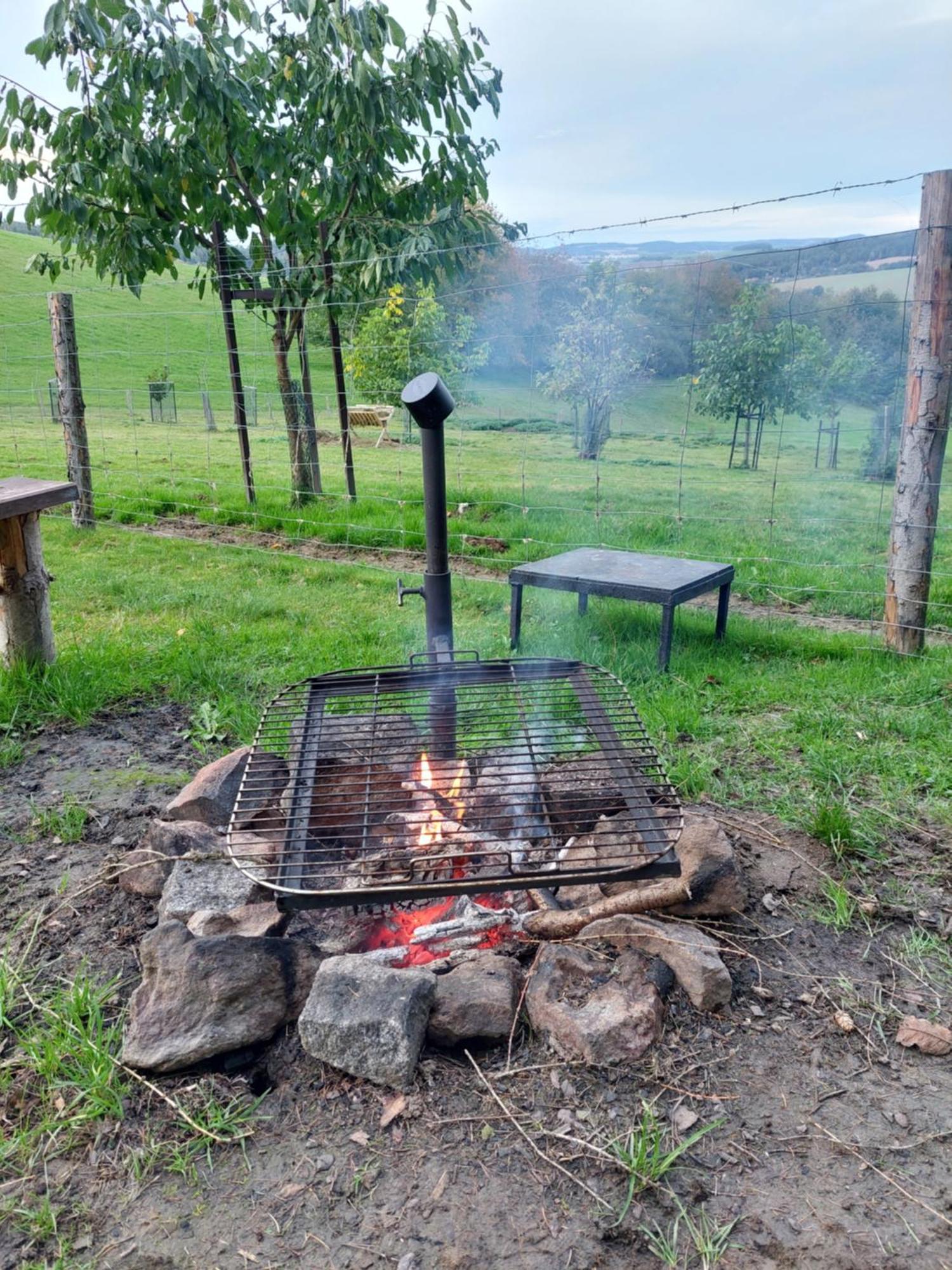 Na Samote, Sumava Vrhavec